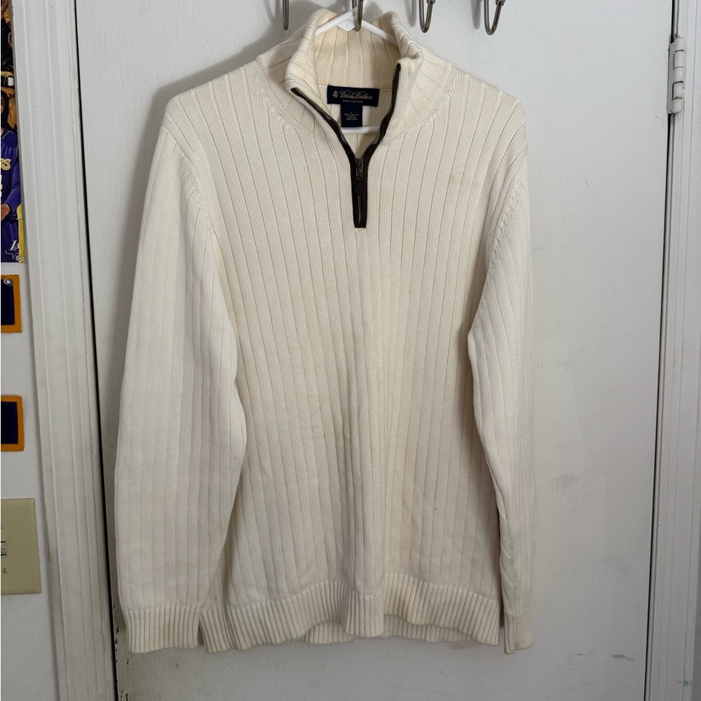 Brooks Brothers Men's Cream and White Jumper